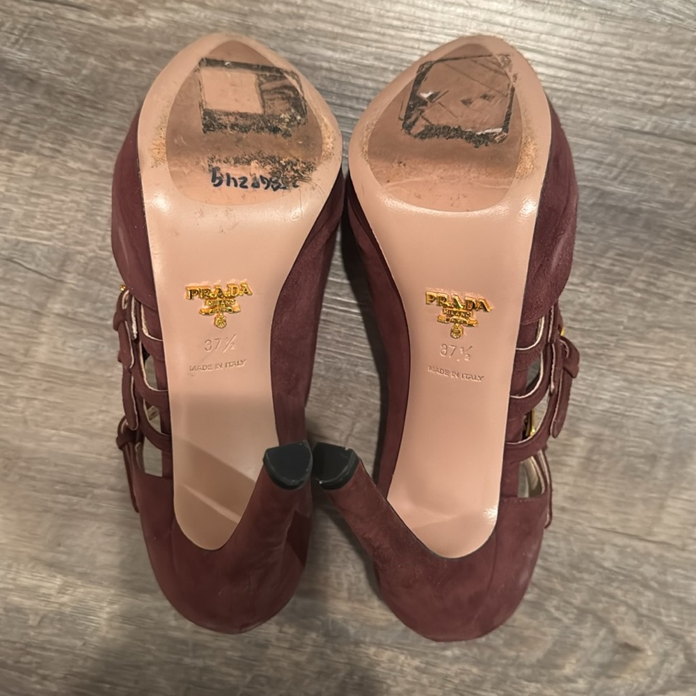 Prada Deep Burgundy Heels with Gold Accents - Picture 4 of 6